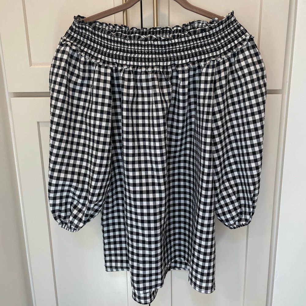 Max Studio Black & White Gingham Smocked Blouse